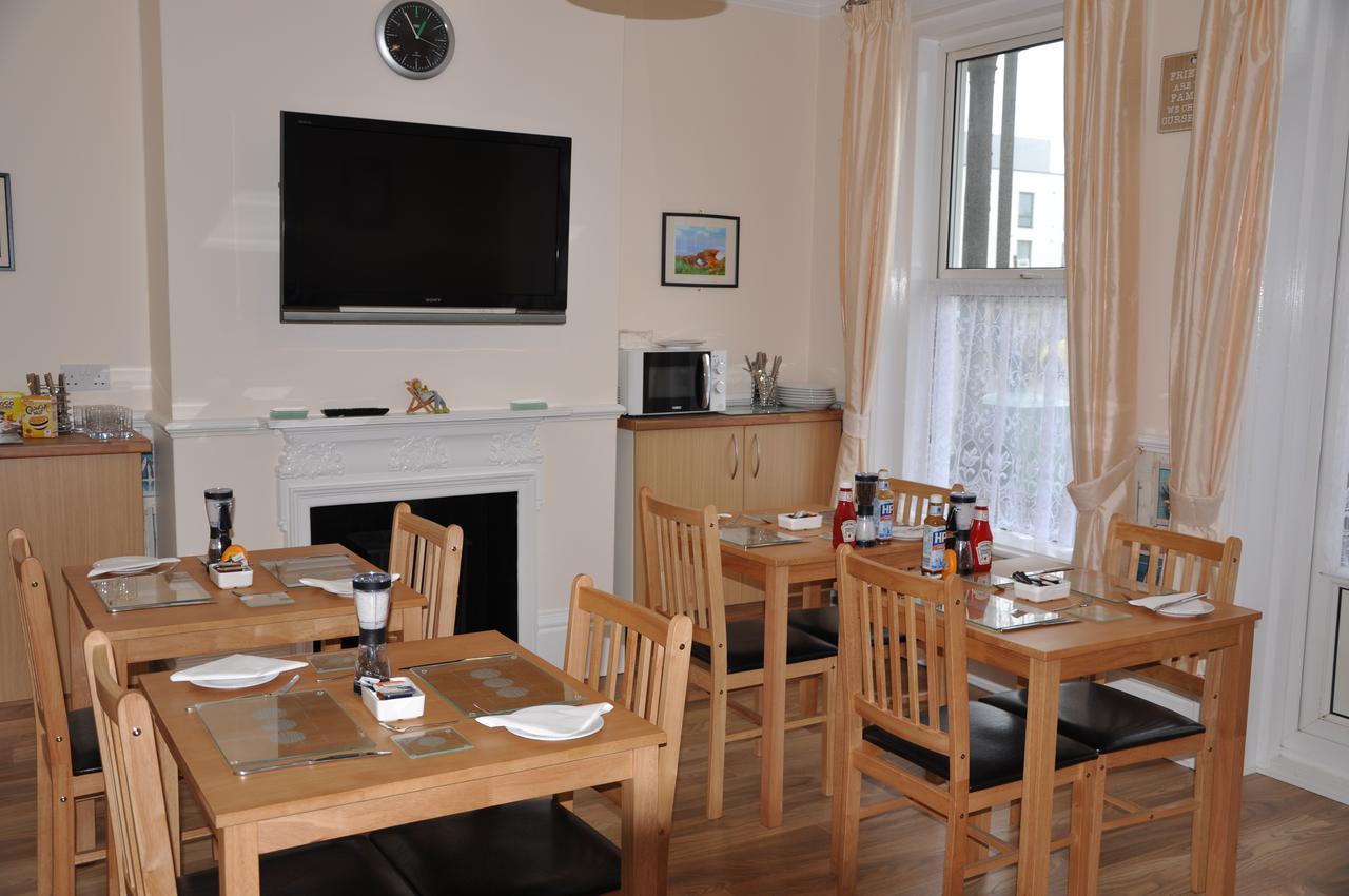 Victoria Villa Guesthouse Clacton-on-Sea Exterior photo