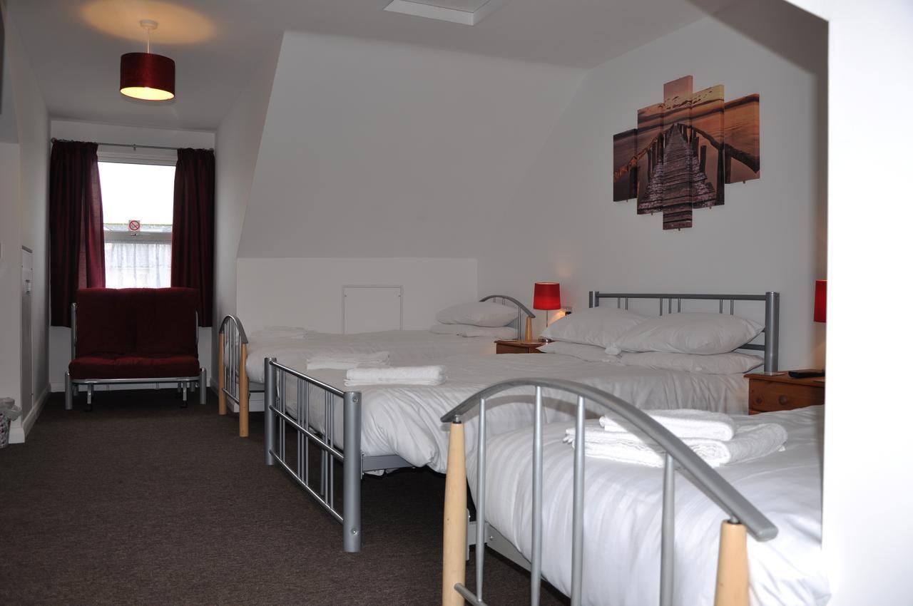 Victoria Villa Guesthouse Clacton-on-Sea Exterior photo